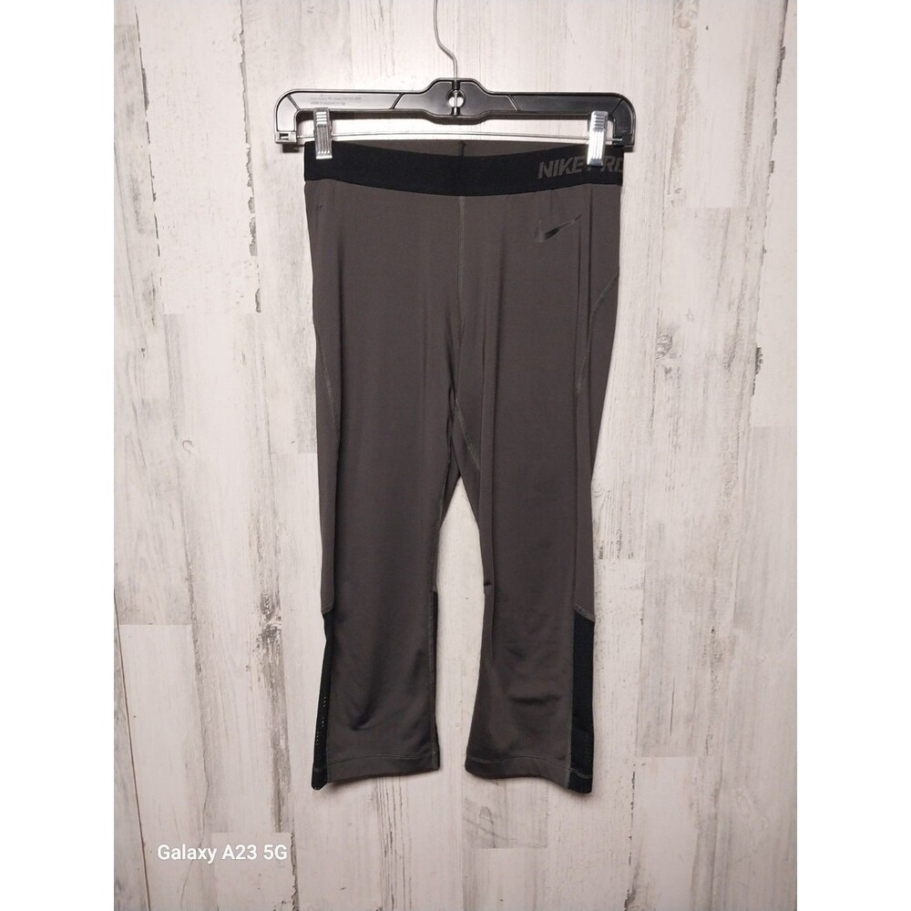 Nike Pro Womens Gray Black Mesh Panel Training Capri Leggings 589376-233 Medium